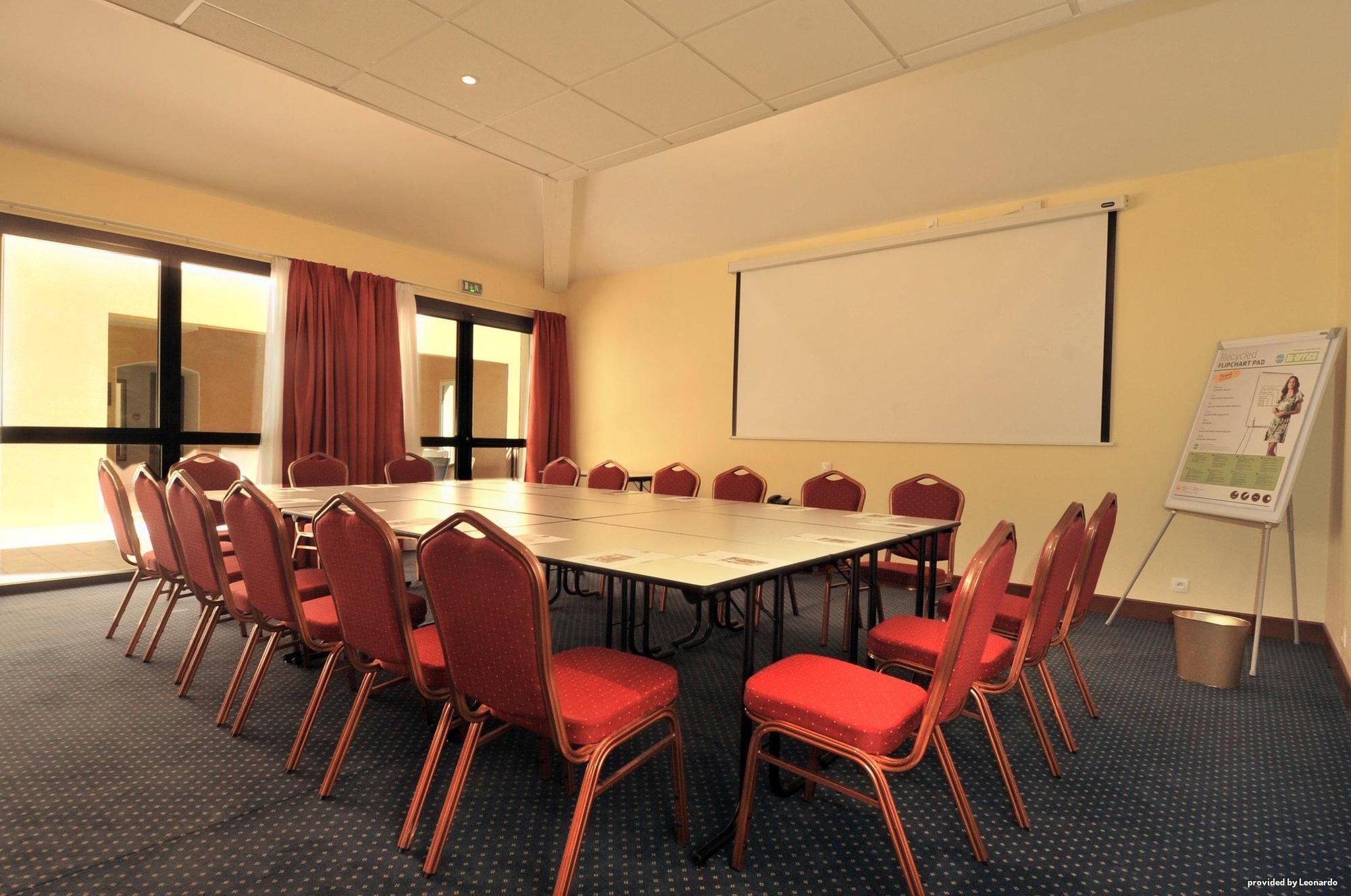 Grand Hotel D'Orange, BW Signature Collection Orange  Perniagaan gambar